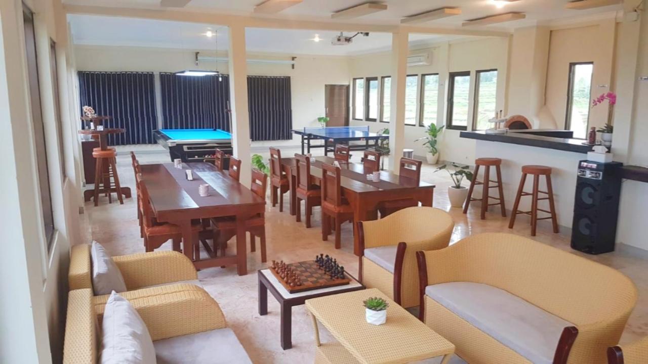 Airsatang Medewi Manorアパートホテル エクステリア 写真